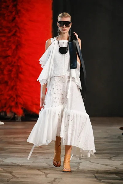 Look 52